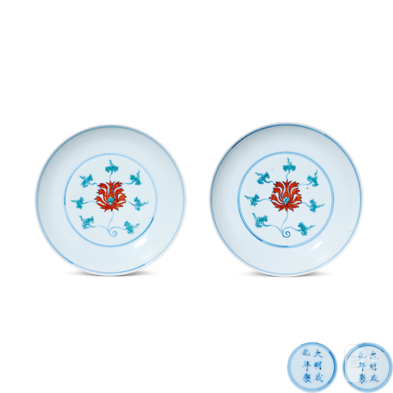 清康熙 斗彩花卉纹盘一对